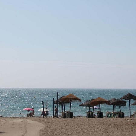 Paseo Maritimo Apartment Malaga Bagian luar foto